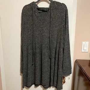 NWOT Grey babydoll hooded tunic